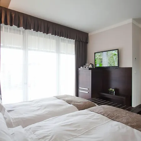 Otel Aqualux & Terme 4*