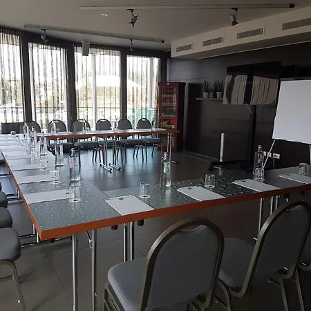 Otel Aqualux & Terme